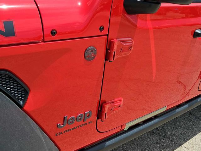 new 2025 Jeep Gladiator car, priced at $59,690