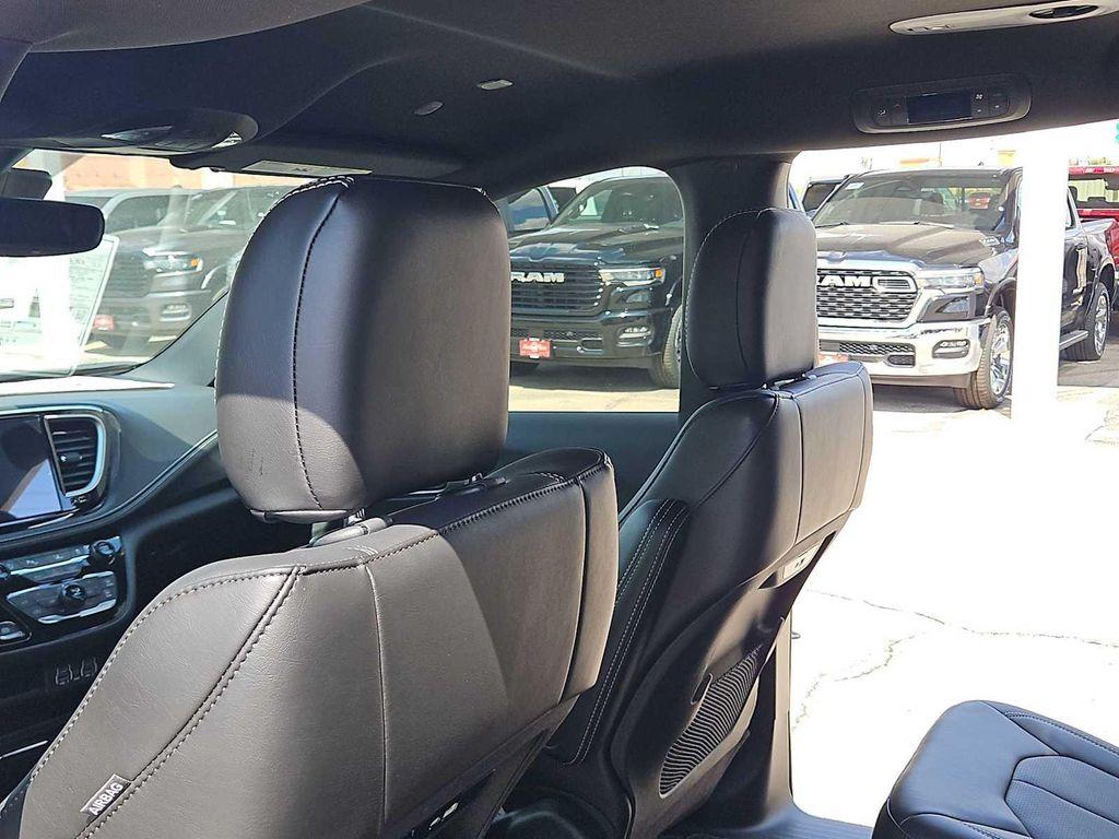 new 2025 Chrysler Pacifica car, priced at $38,945