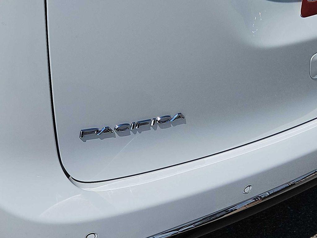 new 2025 Chrysler Pacifica car, priced at $38,945