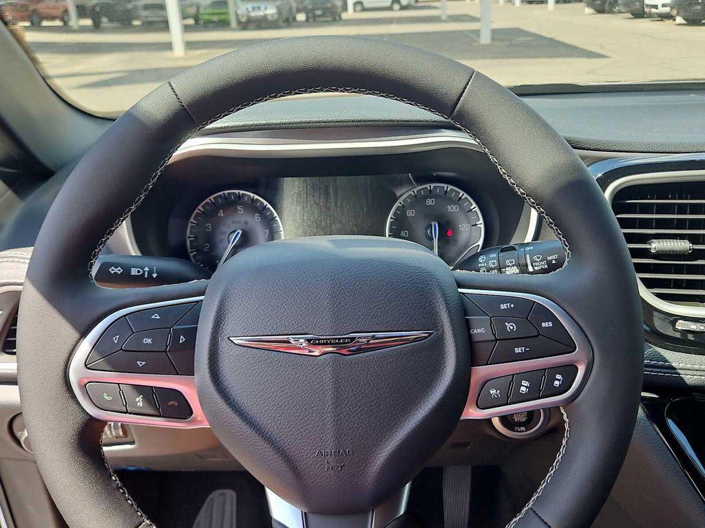 new 2025 Chrysler Pacifica car, priced at $38,945