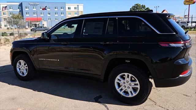 new 2025 Jeep Grand Cherokee car, priced at $39,425