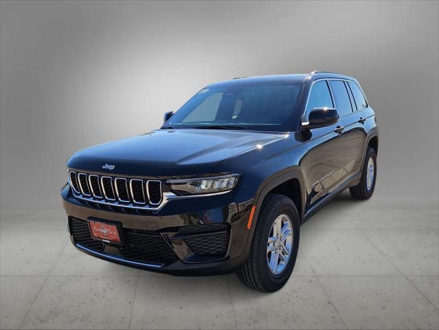 new 2025 Jeep Grand Cherokee car, priced at $39,425