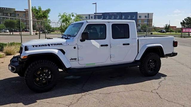 new 2025 Jeep Gladiator car, priced at $48,260