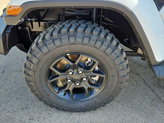 new 2025 Jeep Gladiator car, priced at $48,260