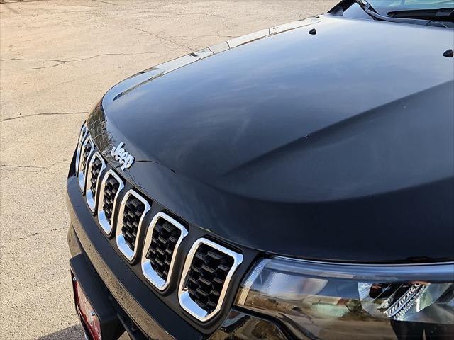 new 2025 Jeep Compass car, priced at $28,090