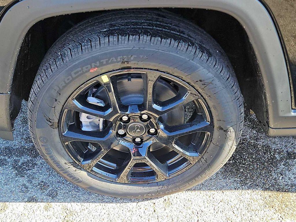 new 2026 Jeep Compass car, priced at $32,305