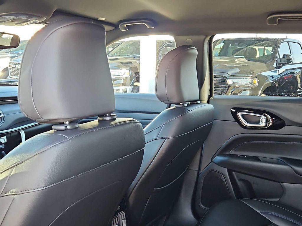 new 2026 Jeep Compass car, priced at $32,305