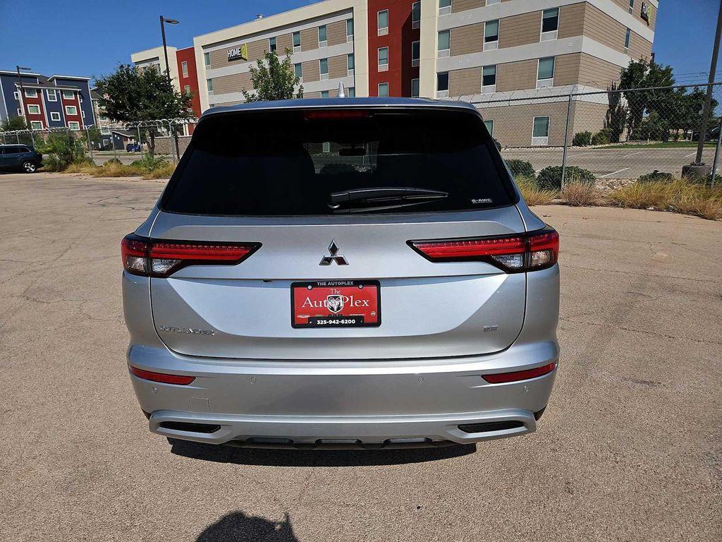 used 2024 Mitsubishi Outlander car, priced at $26,458