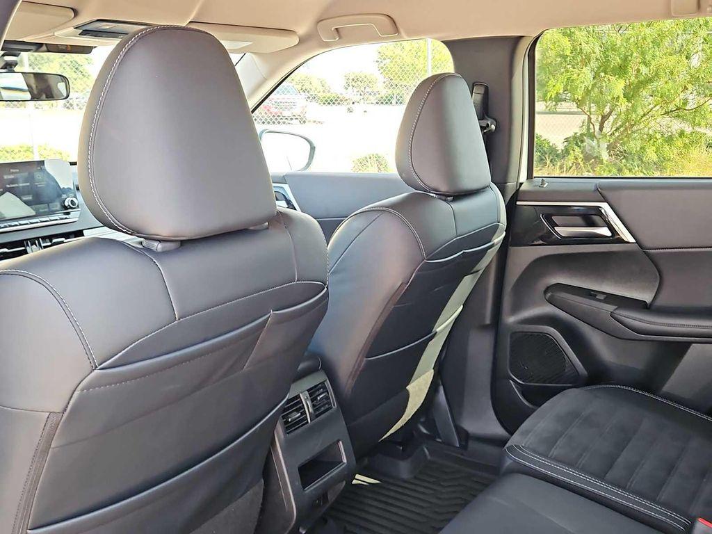used 2024 Mitsubishi Outlander car, priced at $26,458
