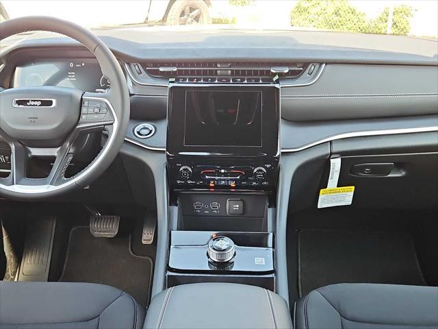 used 2025 Jeep Grand Cherokee car