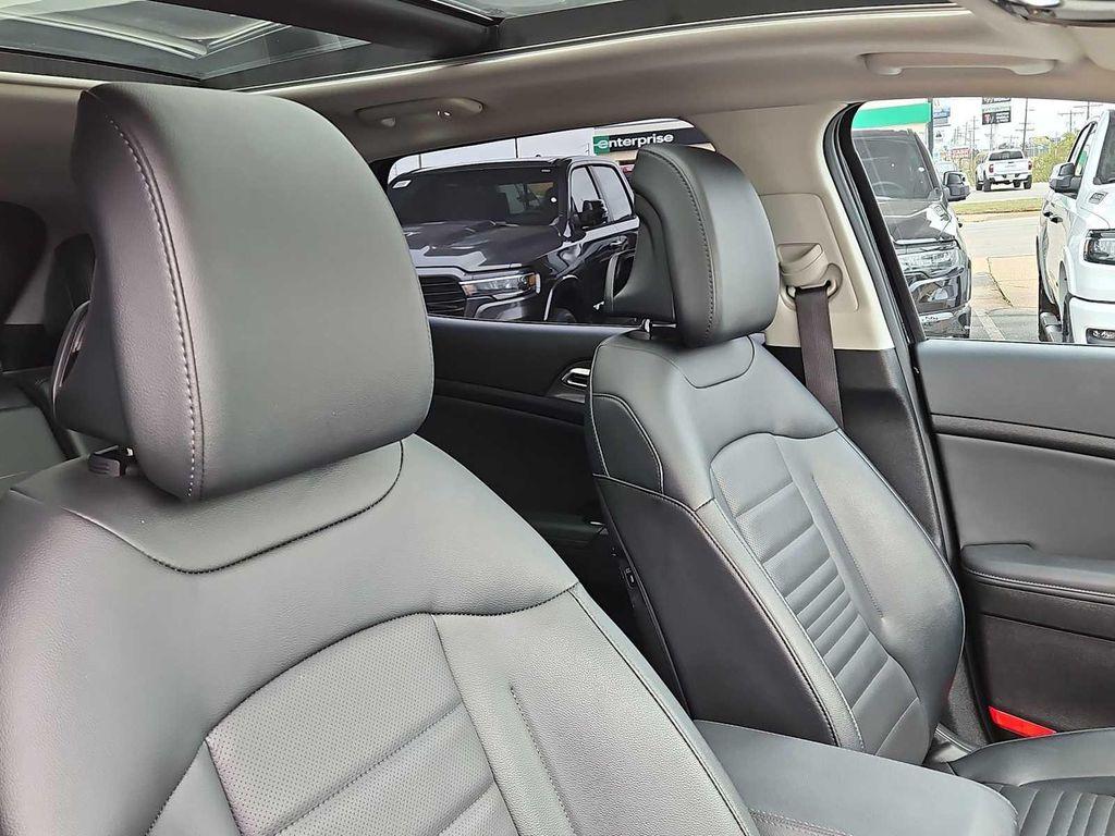 used 2024 Kia Sportage car, priced at $30,293