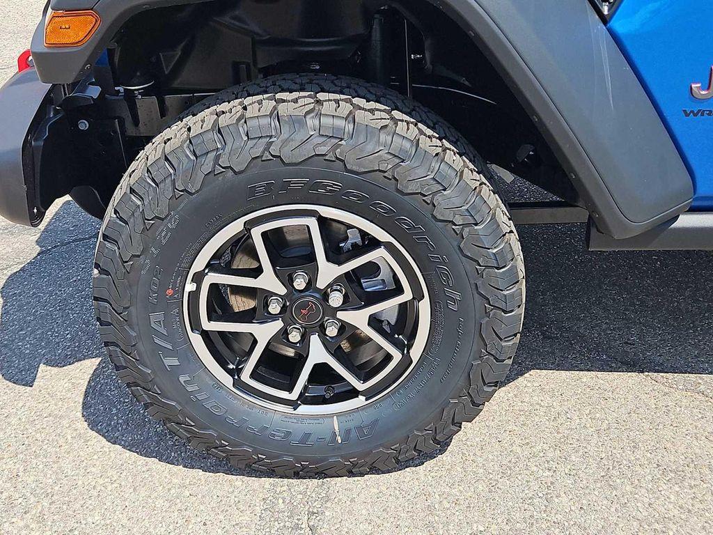 new 2025 Jeep Wrangler car, priced at $56,895