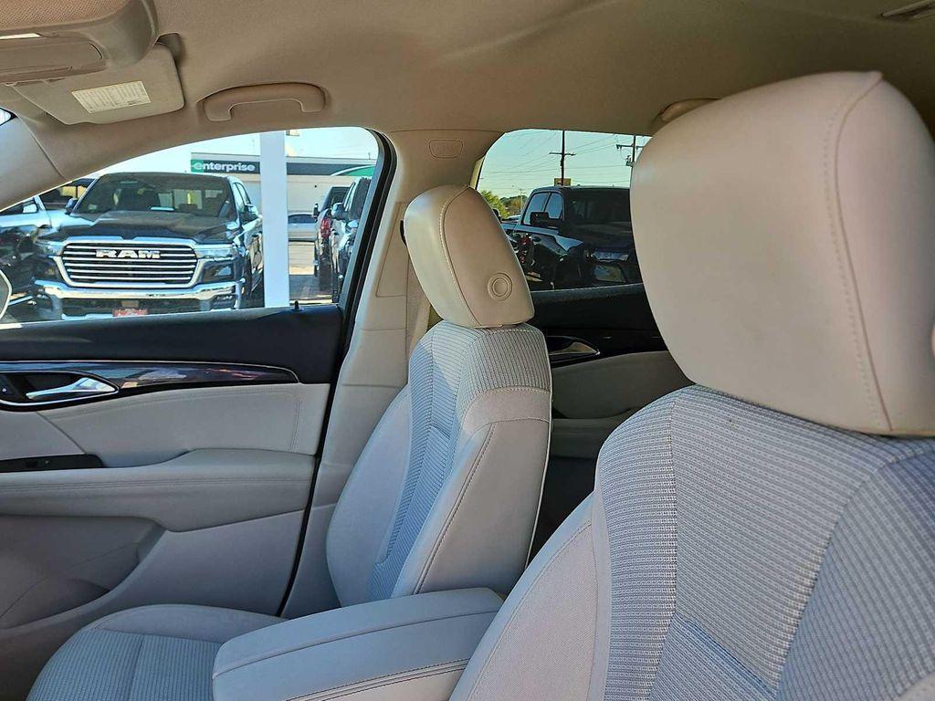 used 2023 Buick Envision car, priced at $22,733