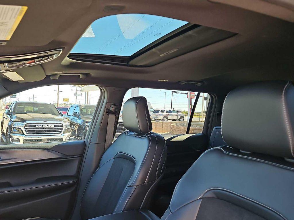 new 2025 Jeep Grand Cherokee L car, priced at $44,230