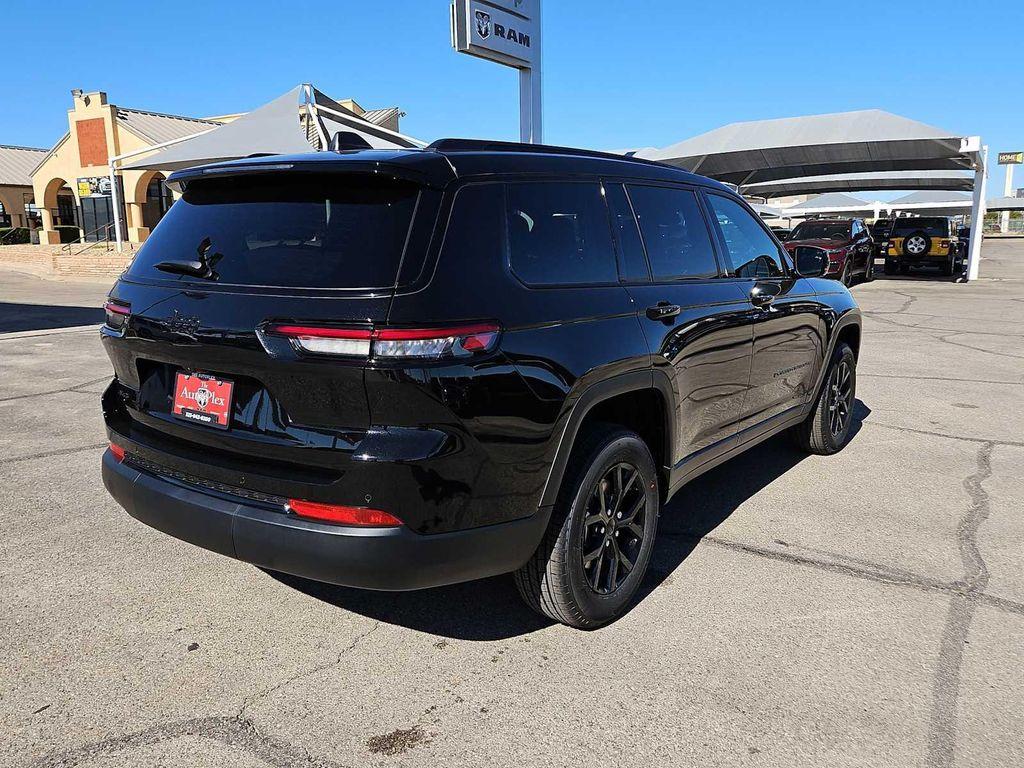 new 2025 Jeep Grand Cherokee L car, priced at $44,230