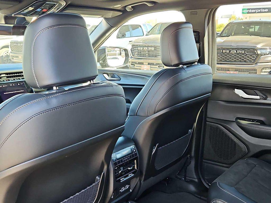 new 2025 Jeep Grand Cherokee L car, priced at $44,230