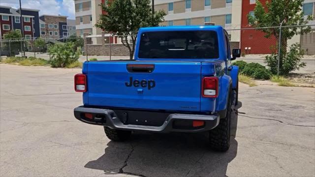 new 2025 Jeep Gladiator car, priced at $49,550