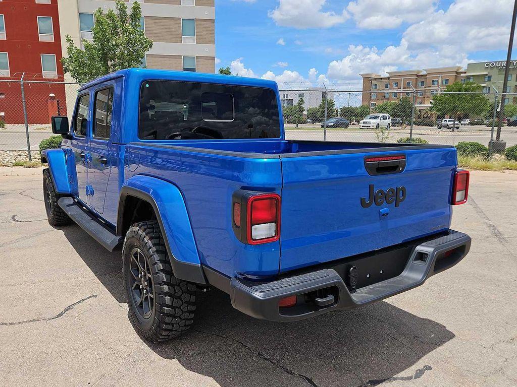 new 2025 Jeep Gladiator car, priced at $49,550