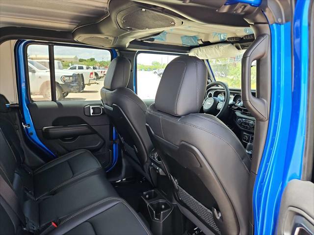 new 2025 Jeep Gladiator car, priced at $49,550