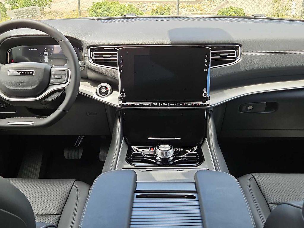 new 2025 Jeep Wagoneer L car, priced at $73,495