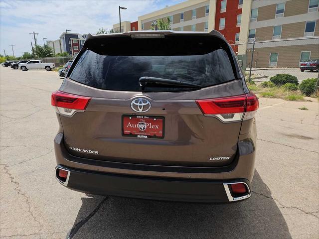 used 2018 Toyota Highlander car