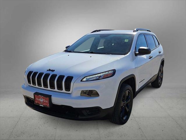 used 2016 Jeep Cherokee car, priced at $10,999