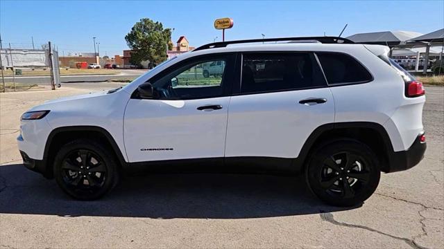 used 2016 Jeep Cherokee car, priced at $10,999