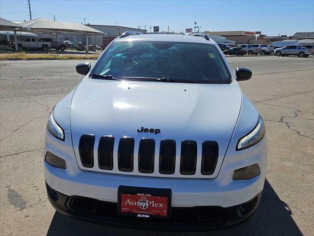 used 2016 Jeep Cherokee car, priced at $10,999