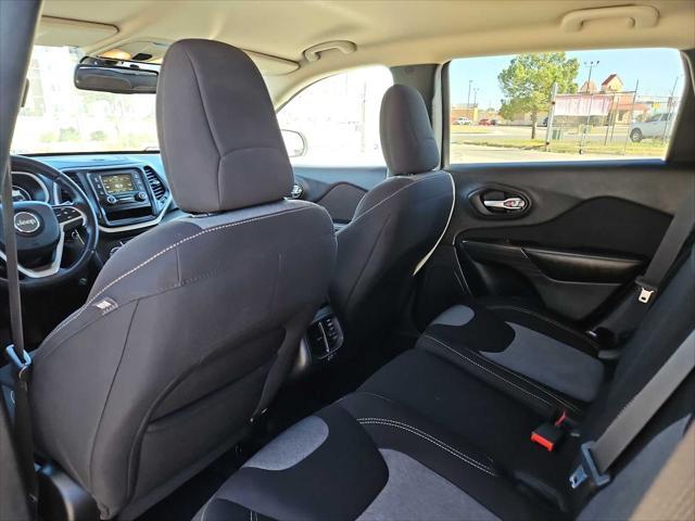 used 2016 Jeep Cherokee car, priced at $10,999