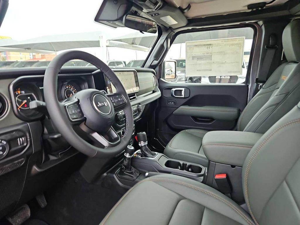 new 2025 Jeep Gladiator car, priced at $52,370