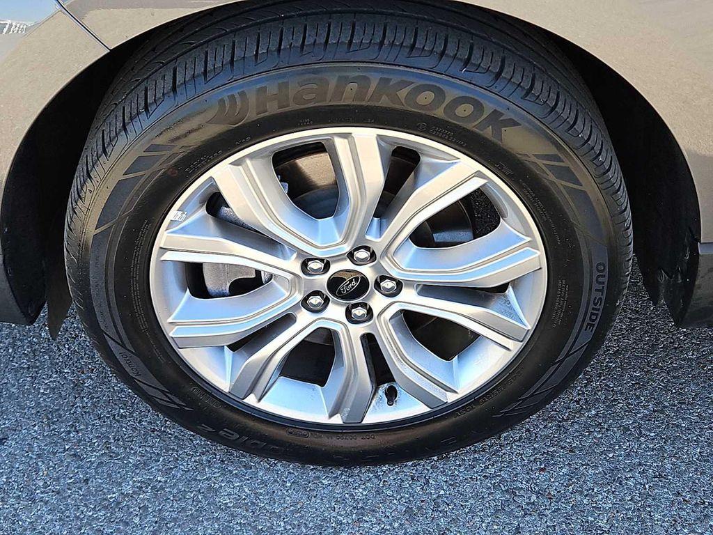 used 2024 Ford Edge car, priced at $27,586