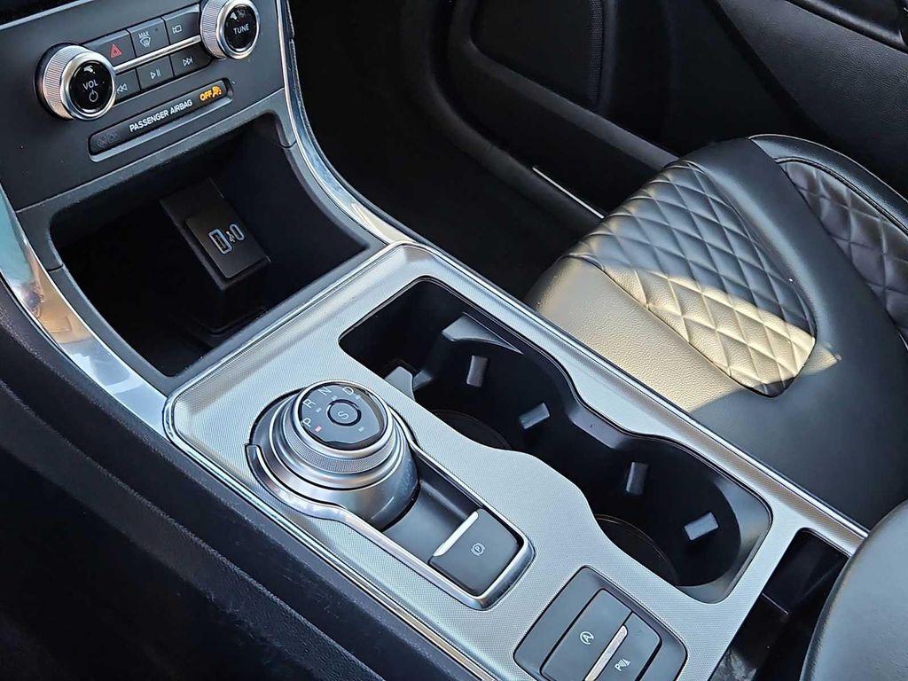 used 2024 Ford Edge car, priced at $27,586