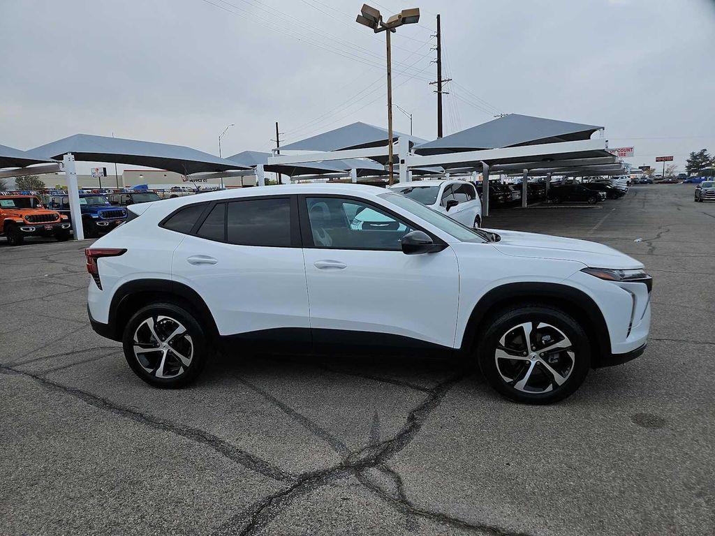 used 2024 Chevrolet Trax car, priced at $22,560