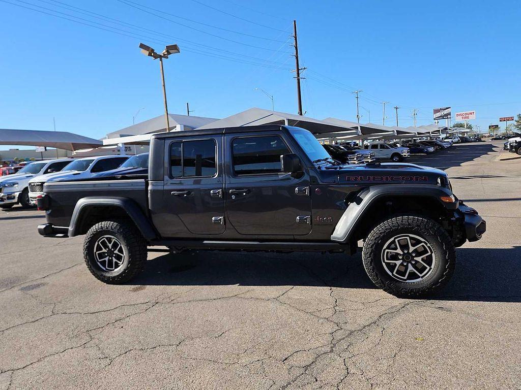 new 2025 Jeep Gladiator car, priced at $52,095