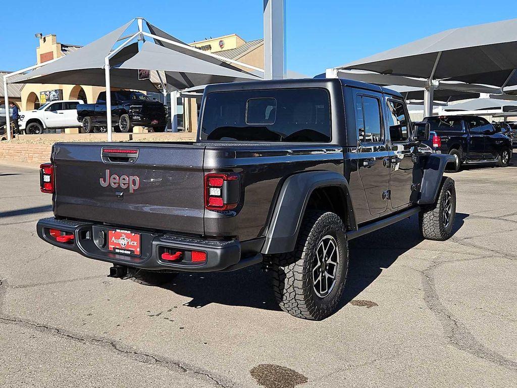 new 2025 Jeep Gladiator car, priced at $52,095