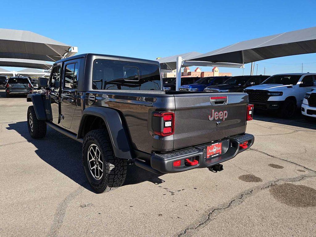 new 2025 Jeep Gladiator car, priced at $52,095