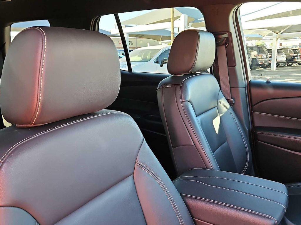 used 2022 Chevrolet Traverse car, priced at $24,723