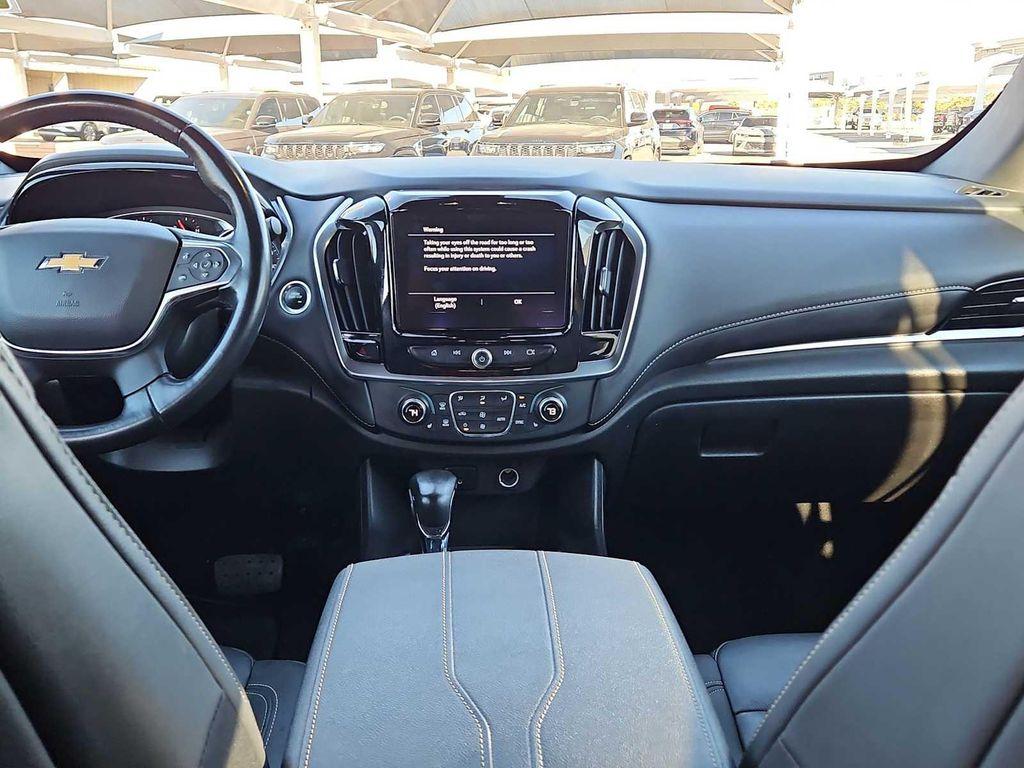 used 2022 Chevrolet Traverse car, priced at $24,723