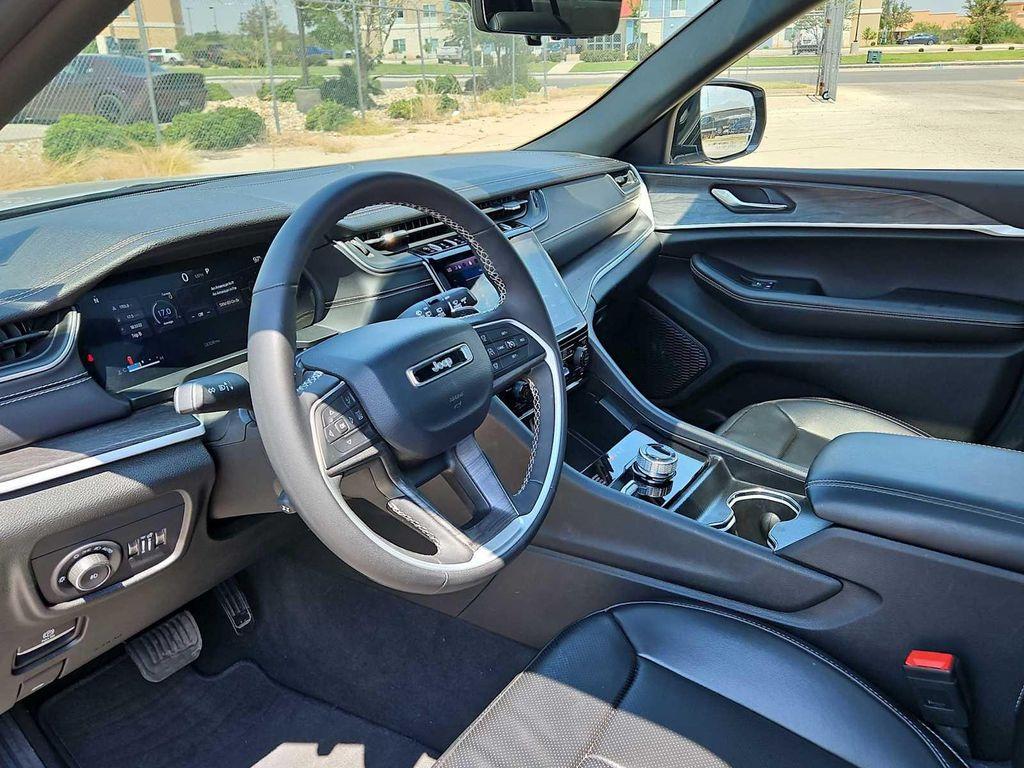 used 2024 Jeep Grand Cherokee L car, priced at $38,256