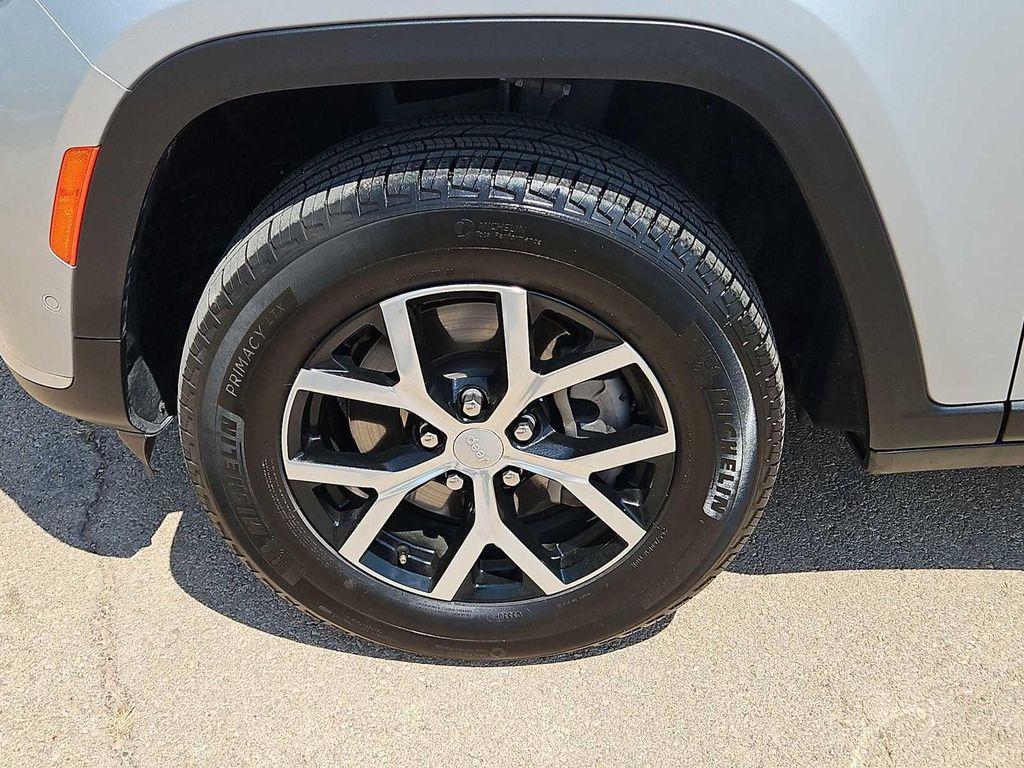 used 2024 Jeep Grand Cherokee L car, priced at $38,256