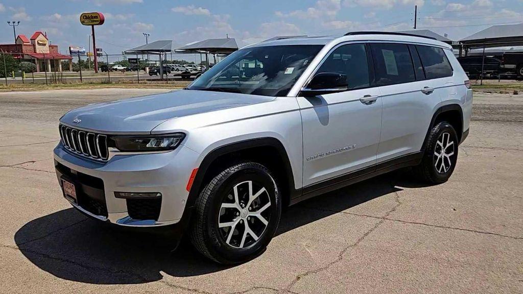 used 2024 Jeep Grand Cherokee L car, priced at $38,256