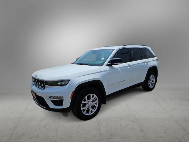 used 2022 Jeep Grand Cherokee car, priced at $42,669