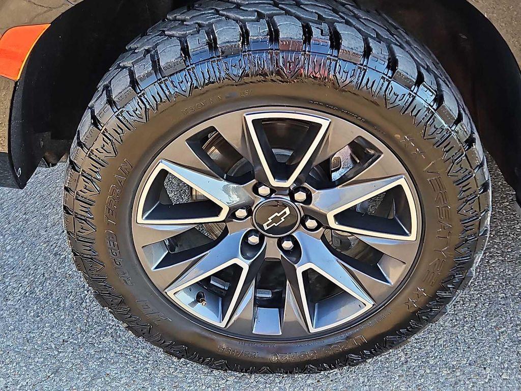 used 2021 Chevrolet Suburban car, priced at $40,910