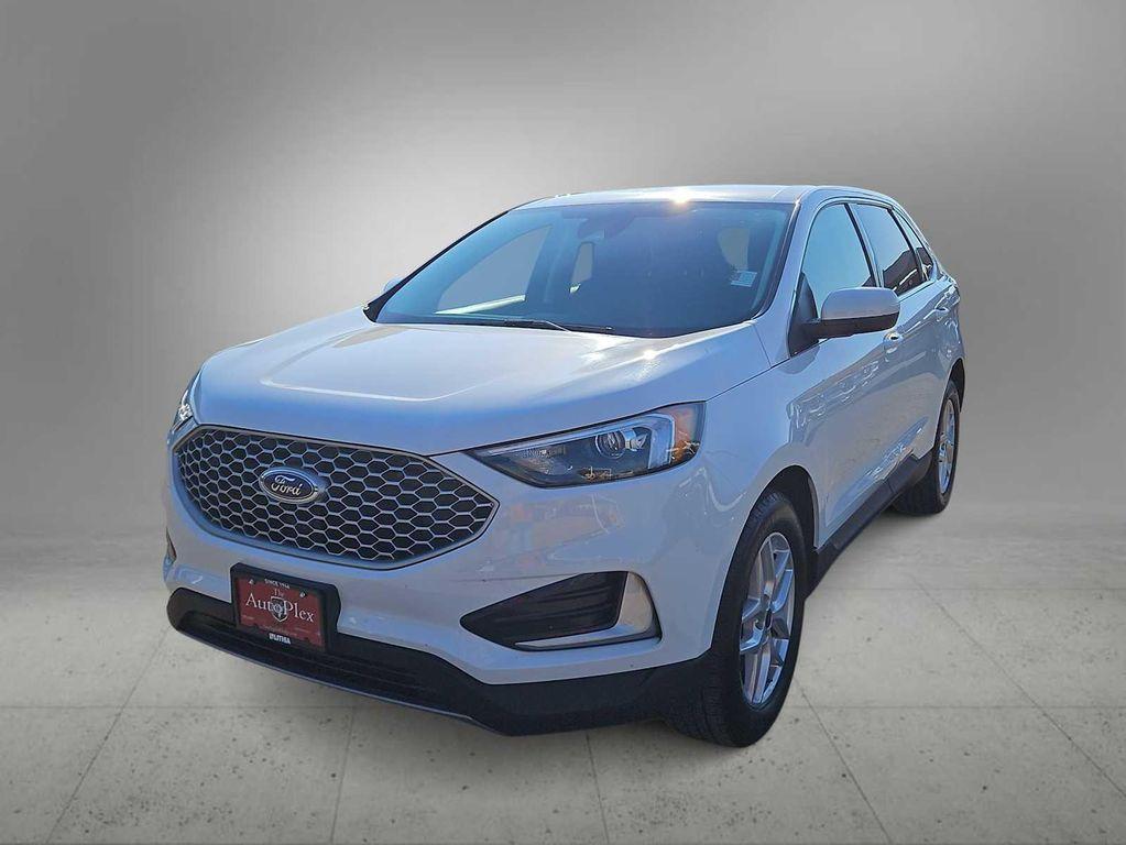 used 2024 Ford Edge car, priced at $24,396