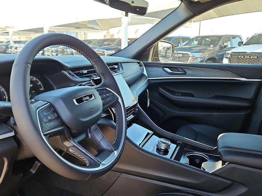 new 2025 Jeep Grand Cherokee L car, priced at $47,499