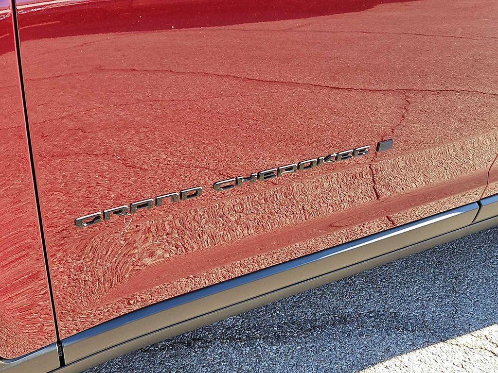 new 2025 Jeep Grand Cherokee L car, priced at $47,499