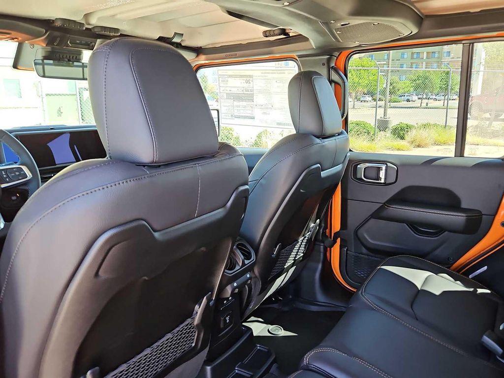 new 2025 Jeep Wrangler car, priced at $51,110