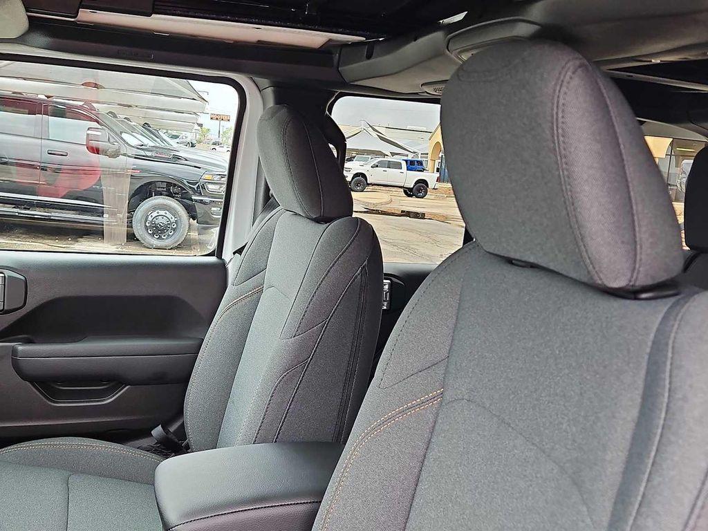 new 2025 Jeep Wrangler car, priced at $46,450