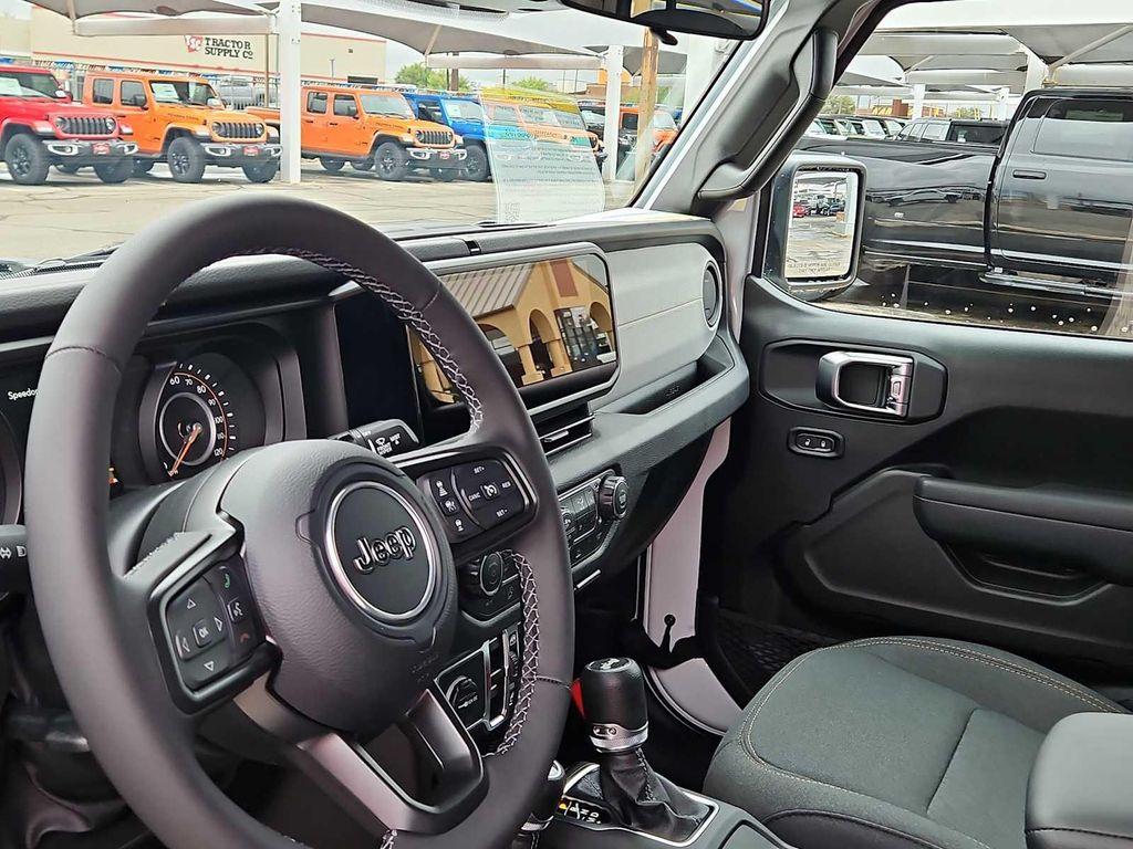 new 2025 Jeep Wrangler car, priced at $46,450