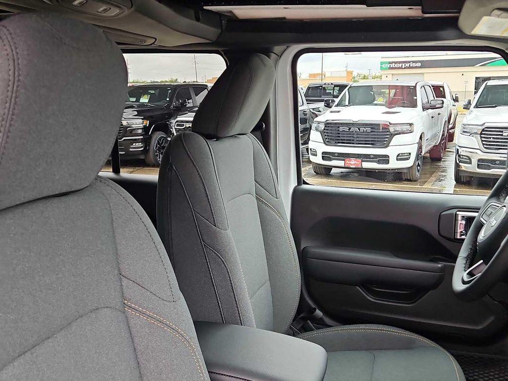 new 2025 Jeep Wrangler car, priced at $46,450